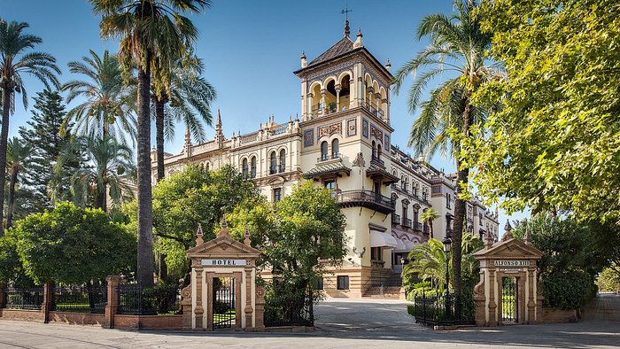 Hotel Alfonso XIII, Seville