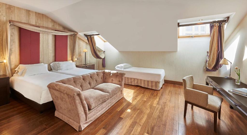 NH Collection Palacio de Burgos